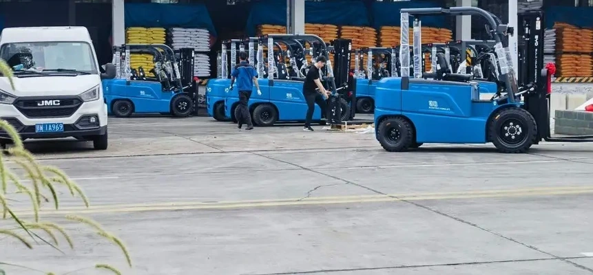 Key Selection Criteria When Evaluating Electric Forklift BMS相关图片
