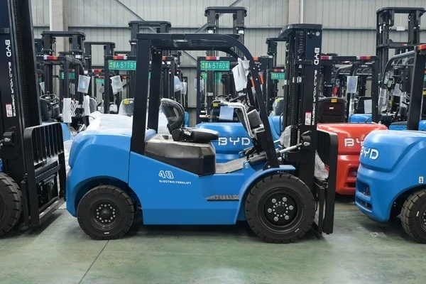 BYD EA 4.0T Compact Electric Forklift