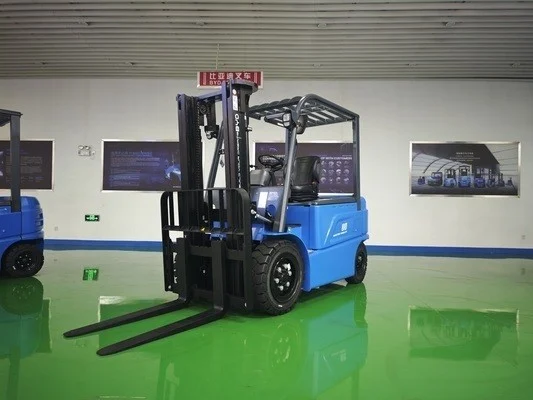 Does lift height change effective capacity of a 2 ton electric forklift?应用参考