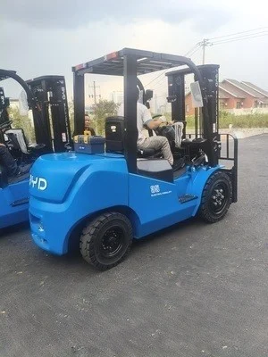 What maximum number of BYD ECB30 modules can I connect in series or parallel?应用参考