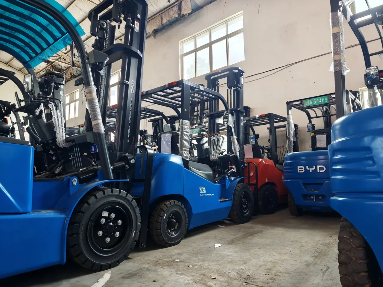 BYD forklift - 按吨位 - photograph 12